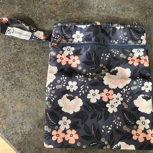 Sarah Wells Pumparoo bag